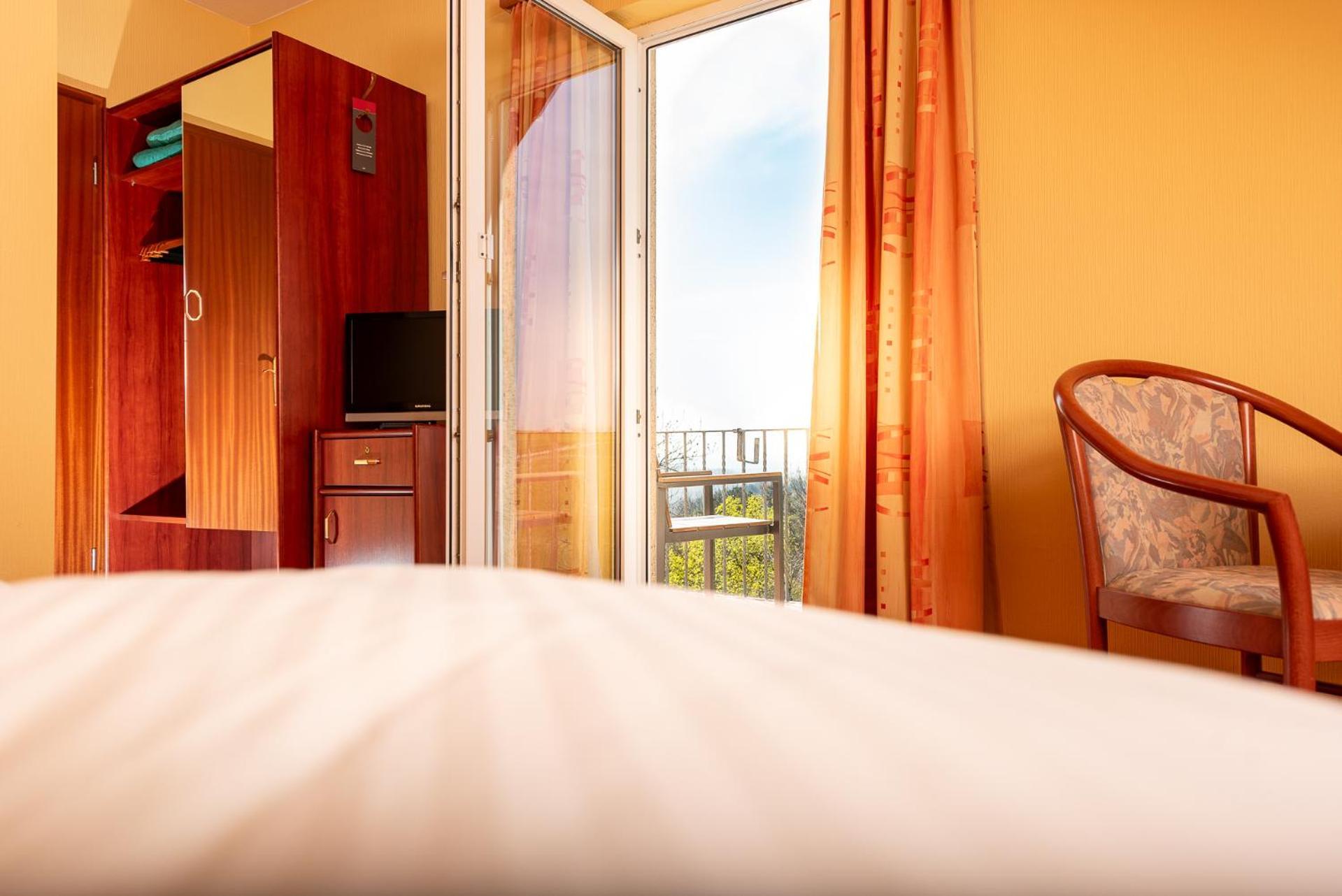 Berghotel Wilhelmsburg บาด โคเซิน ห้อง รูปภาพ