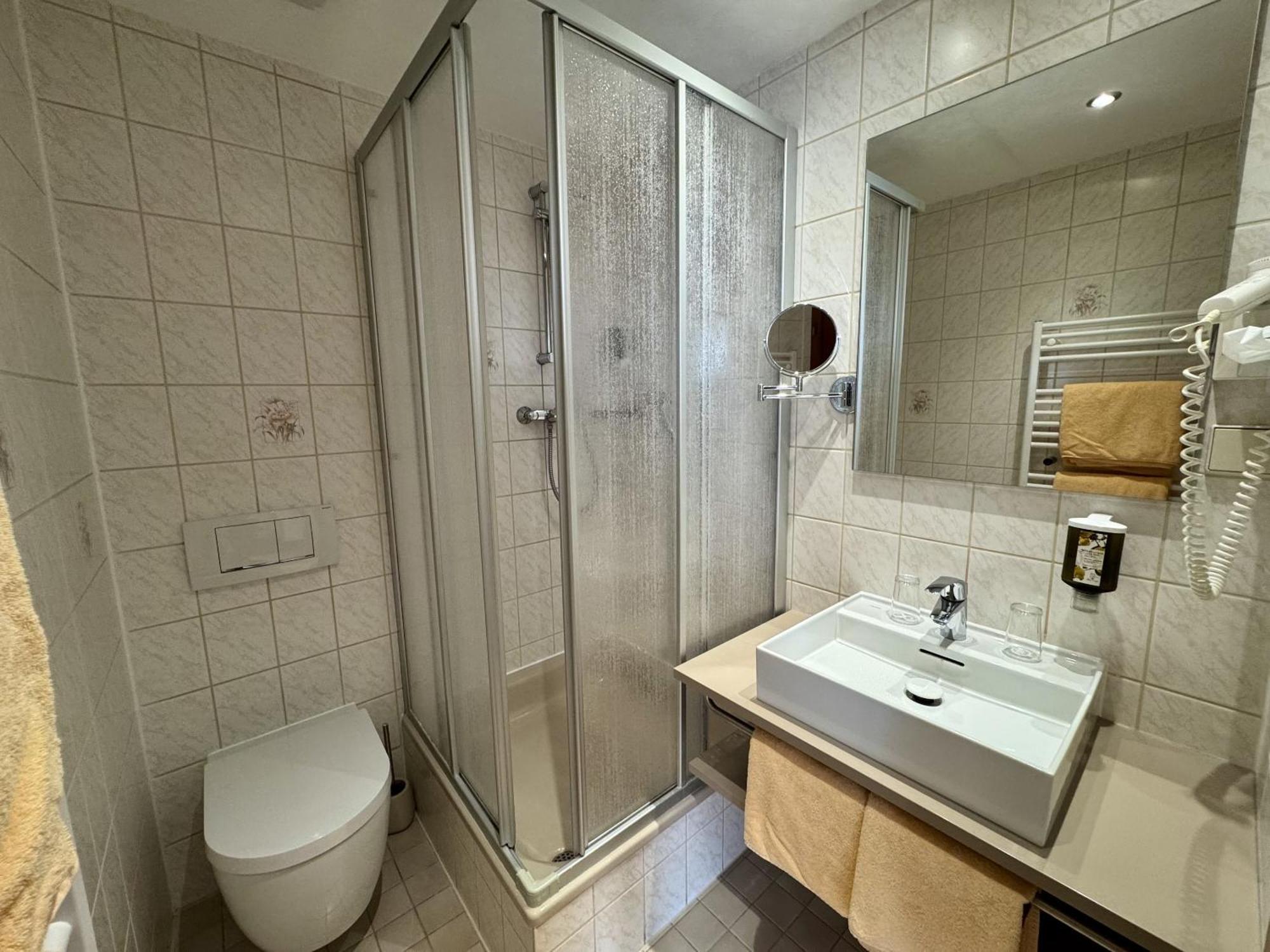 Berghotel Wilhelmsburg บาด โคเซิน ห้อง รูปภาพ