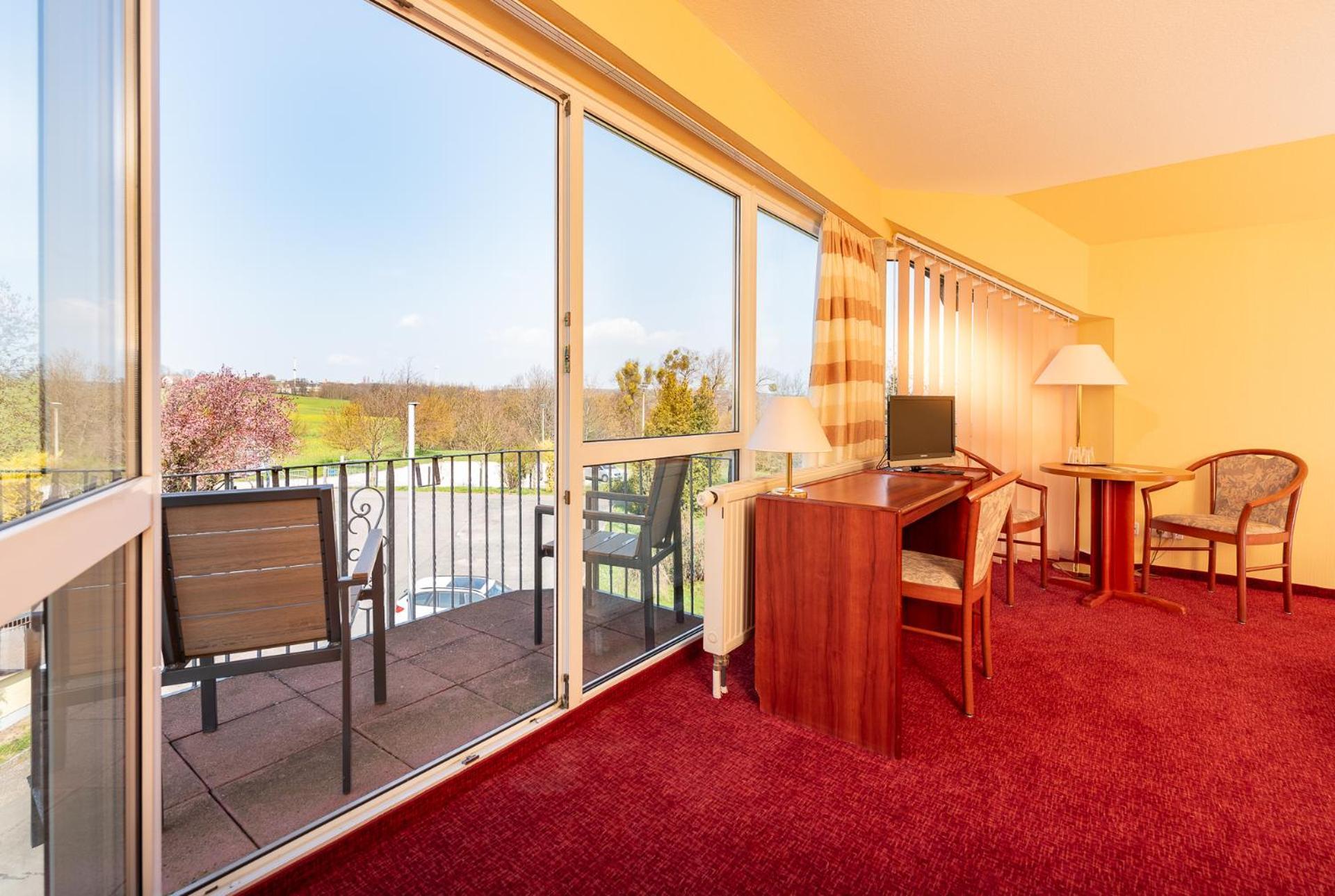 Berghotel Wilhelmsburg บาด โคเซิน ห้อง รูปภาพ