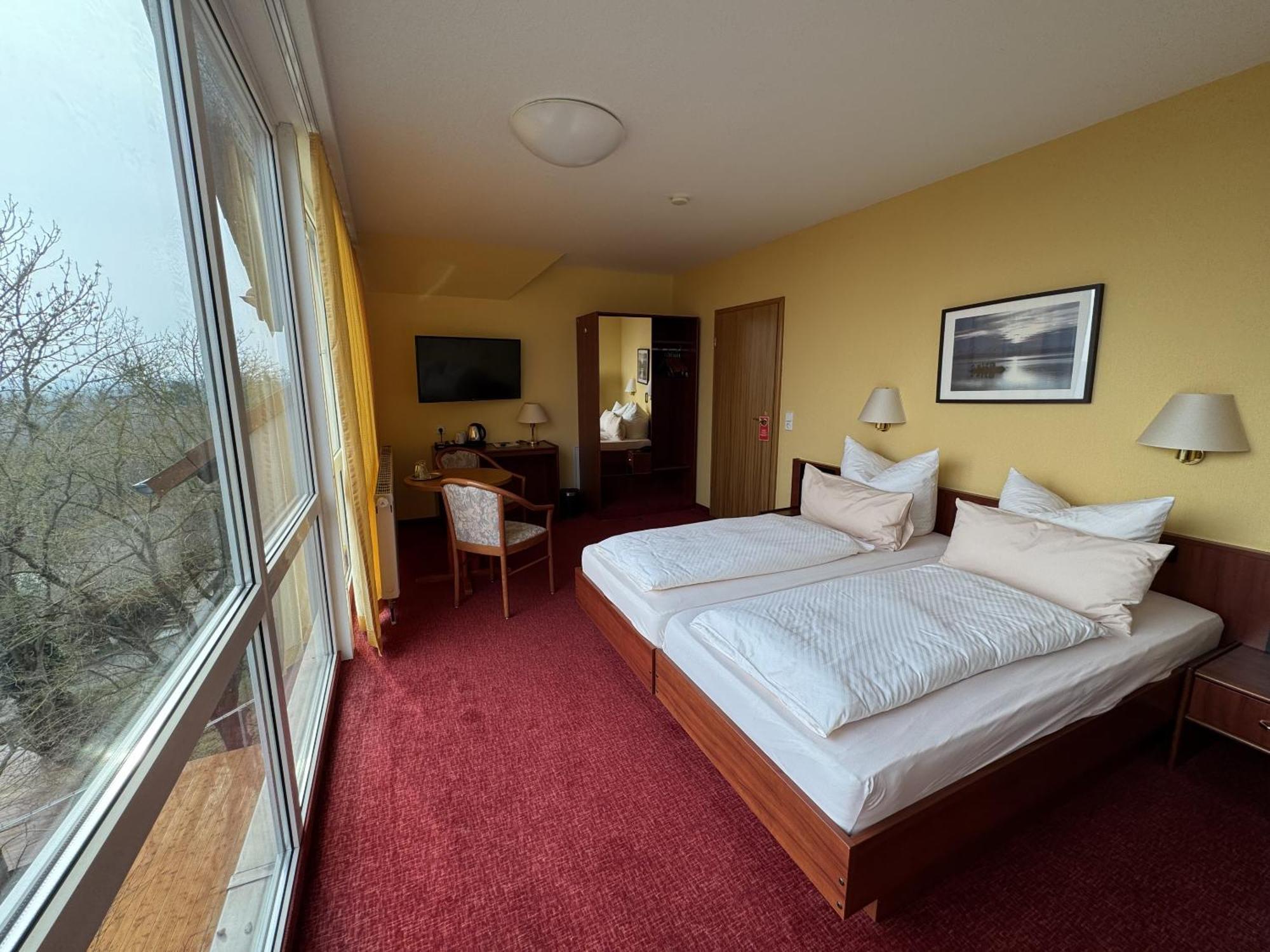 Berghotel Wilhelmsburg บาด โคเซิน ห้อง รูปภาพ